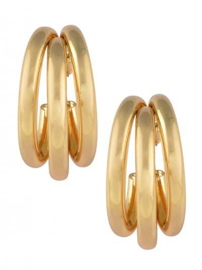 Dreamlike metallic hoops