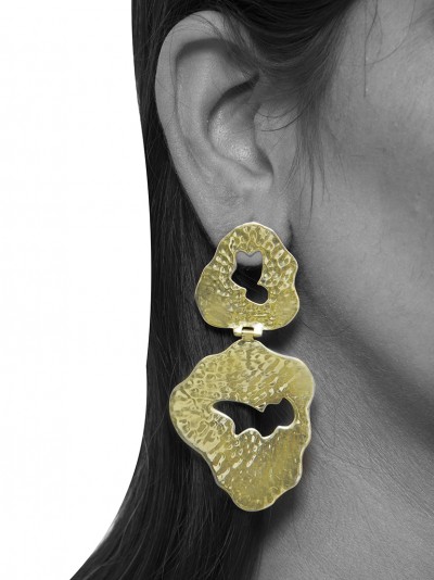 Gold Capricious Earring